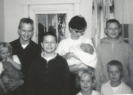 1472725_10202628918186909_2045534552_n-001